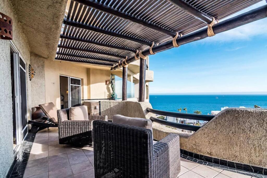 Ferienwohnung Oceanfront Penthouse, 2 Masters, 2 Baths, Kitchen! Cabo San Lucas Exterior foto